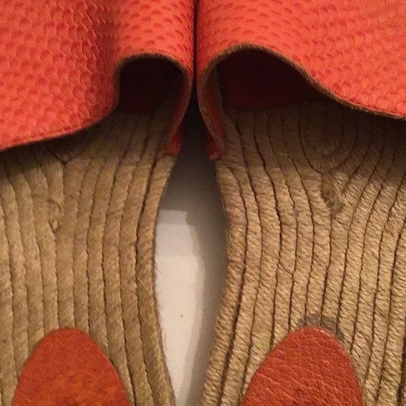 UGG  CHERRY EXOTIC ORANGE LEATHER ESPADRILLE SLIDES SZ 8 - Picture 6 of 10